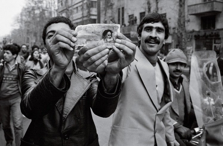 فخرزاده: توهین به شعور مردم است اگر بگوییم، جمهوری اسلامی را ناآگاهانه انتخاب کردند