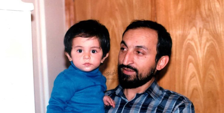 فرزند شهید حجازی: پدرم جای خالی برادر را برایم پر می‌کرد/ مسائل کاری پشت در خانه‌مان می‌ماند
