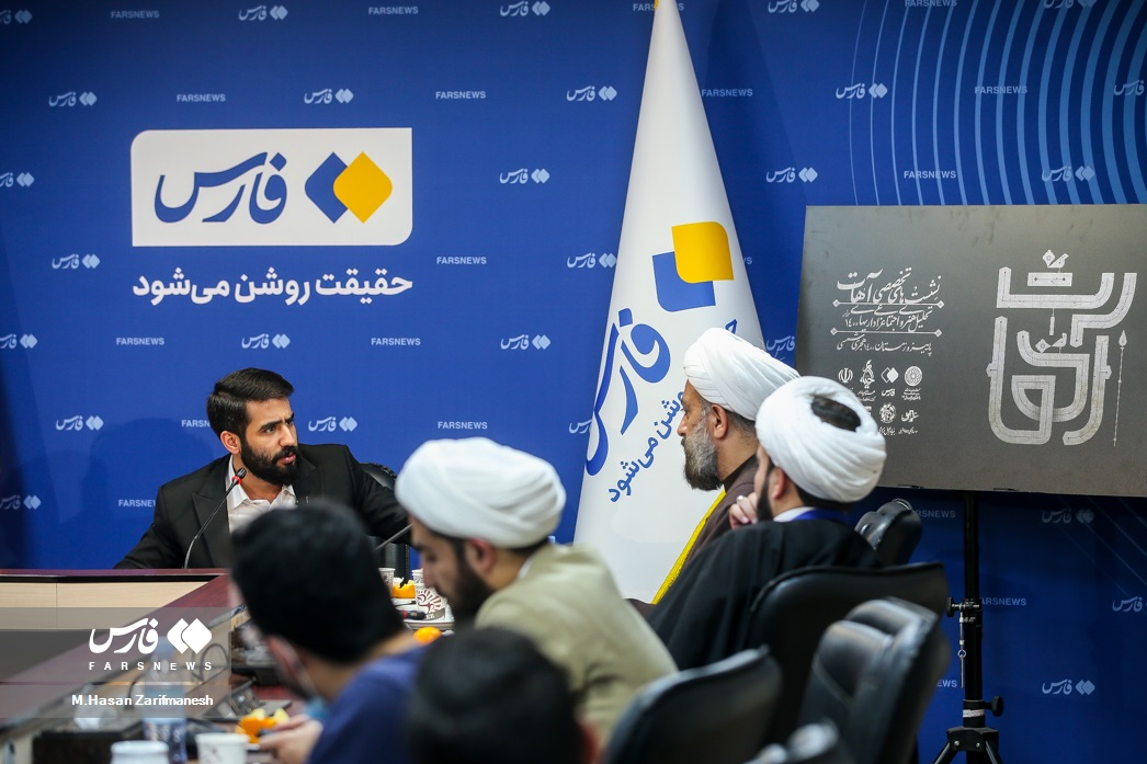 مداحی که با زاویه دید و سن متفاوت، امتداد کار پدر است/ حسین طاهری: ظرفیت استودیوخوانی با زیاده‌روی‌ها از بین رفت