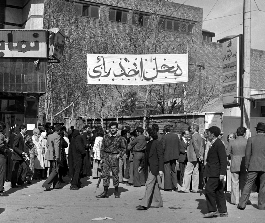 نوروز آن سال| روزی که مردم ایران نوع حکومت را معلوم کردند، عید واقعی بود