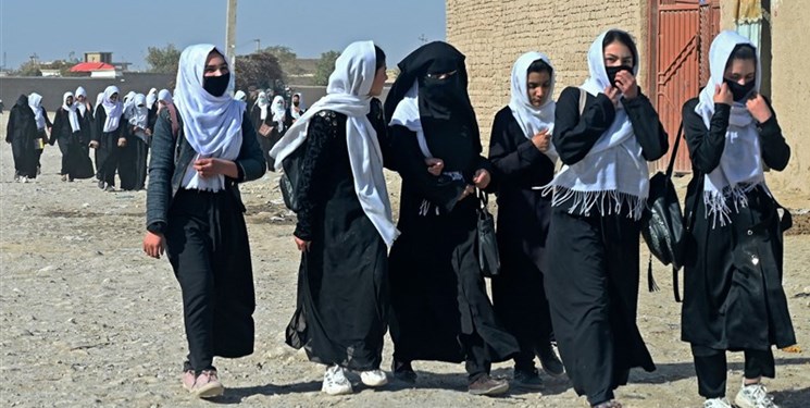 وزارت آموزش طالبان: بازگشایی مدارس دخترانه منتظر حکم رهبری است