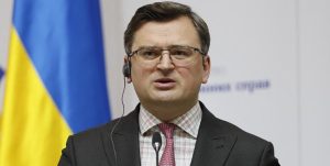 وزیر خارجه اوکراین: برخی کشورها از تحریم‌های روسیه خسته شده‌اند