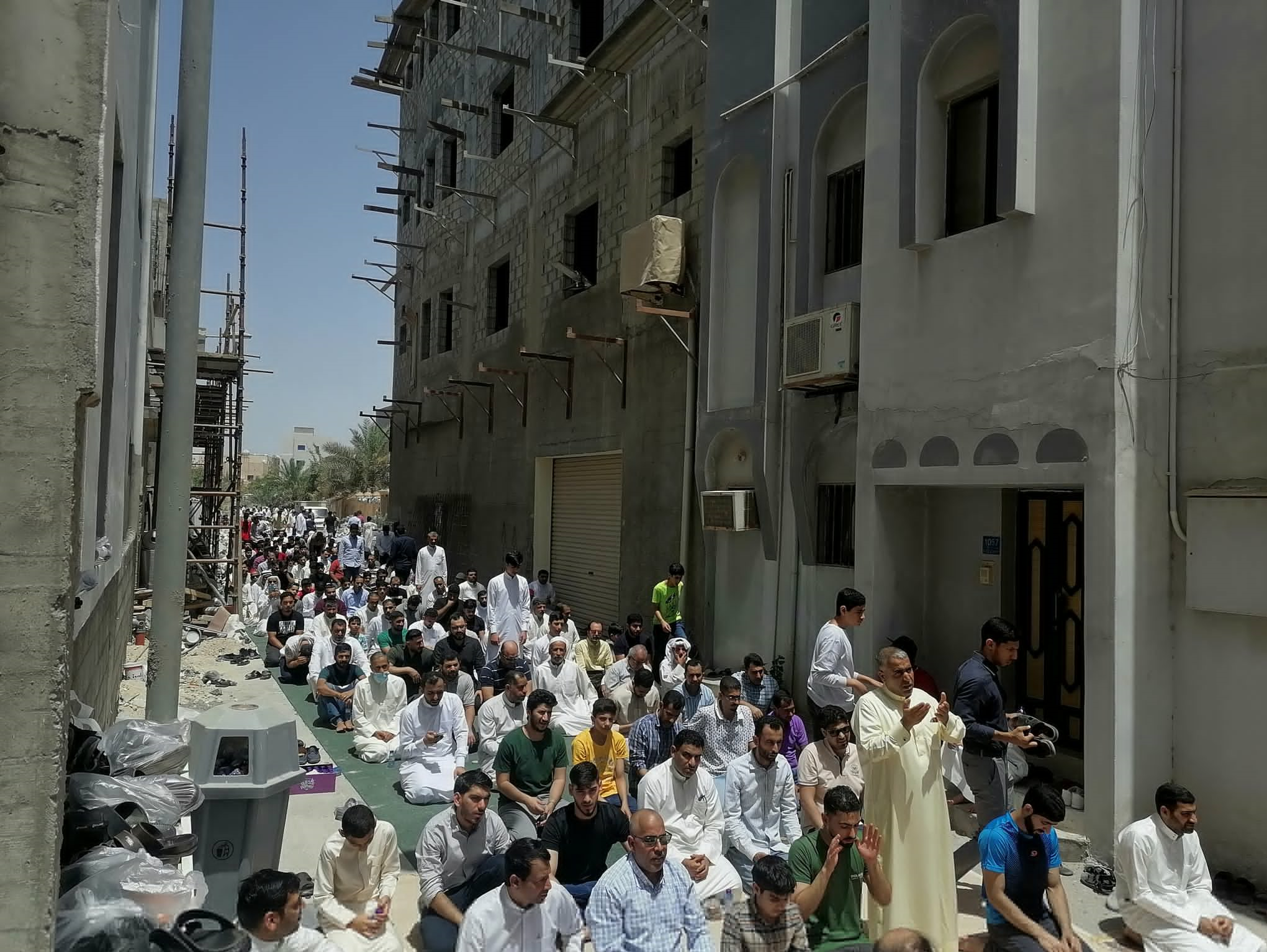برپایی نماز جمعه در مسجد امام صادق(ع) بحرین پس از 6 سال ممنوعیت+تصاویر