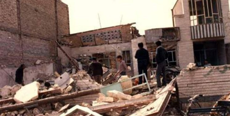بعثی‌ها در طول جنگ ۱۹ هزار واحد مسکونی و تجاری دزفول را تخریب کردند