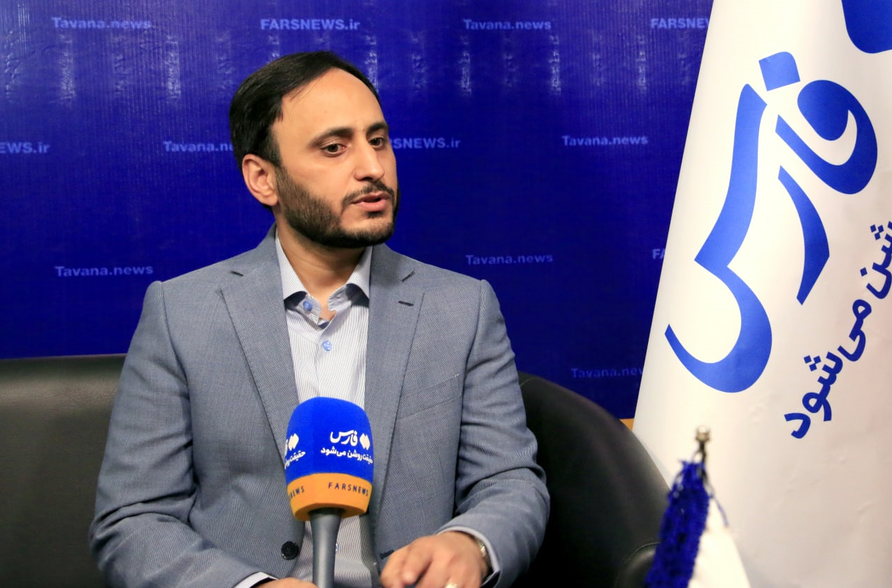 بهادری جهرمی: گرانی کتاب را لمس می‌کنیم/ شیوه آقای سخنگو برای خرید از نمایشگاه کتاب +تصاویر