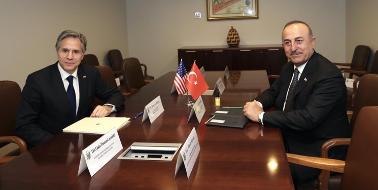 تاکید وزرای خارجه ترکیه و آمریکا بر حمایت از تمامیت ارضی اوکراین