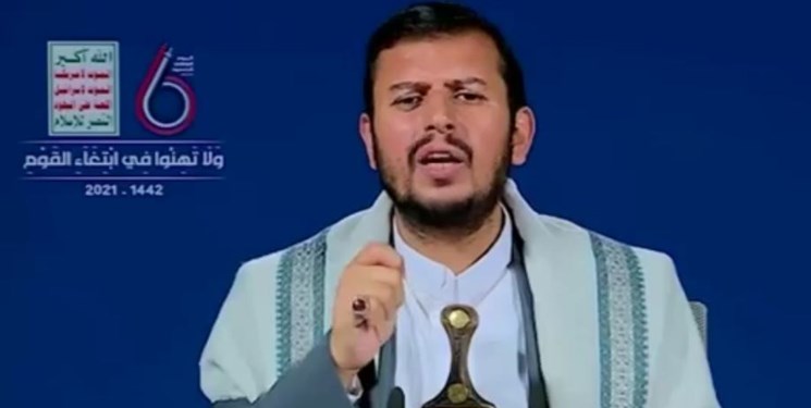 رهبر انصارالله: نهضت مردم یمن بر اساس استقلال و رهایی از سلطه دشمنان است
