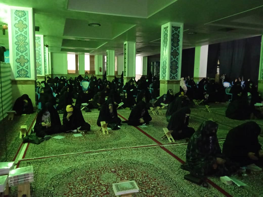 سحرهای دلدادگی در حسینیه ثارالله کرمان+تصاویر