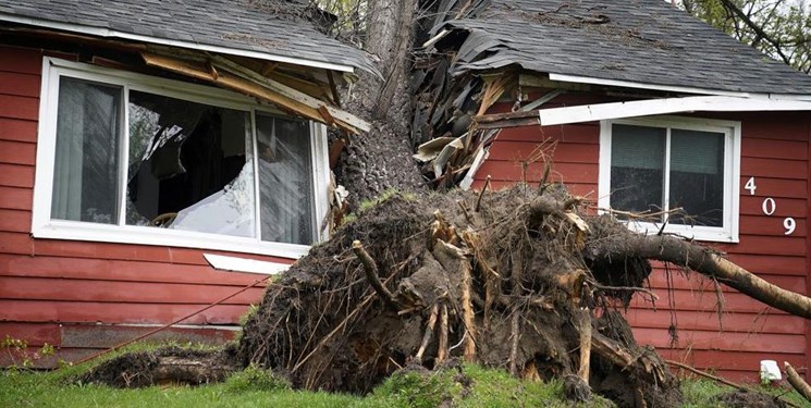 طوفان مرگبار در مینه‌سوتای آمریکا سه کشته برجای گذاشت +عکس