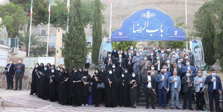 معلمان کرمانی به مقام شهید سلیمانی ادای احترام کردند