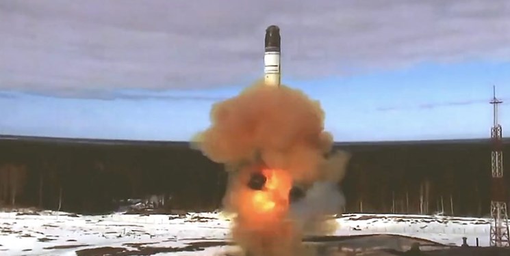 مقام  روس: با چهار موشک سارمات-۲ شرق و غرب آمریکا را از نقشه محو می‌کنیم