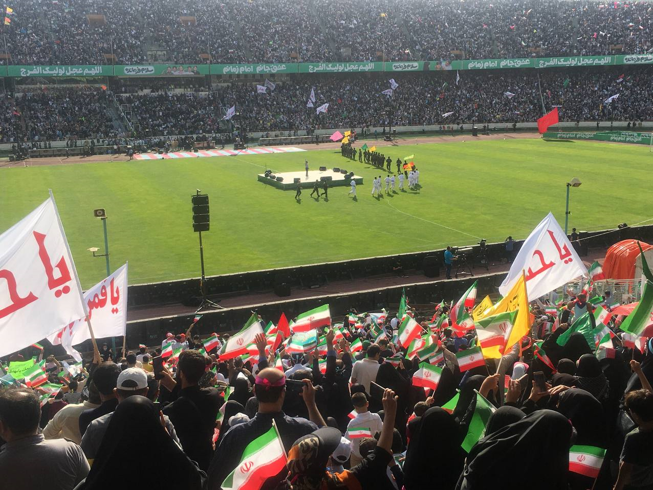 گزارش فارس از اجتماع 100 هزار نفری «سلام فرمانده» در ورزشگاه آزادی تهران +عکس و فیلم