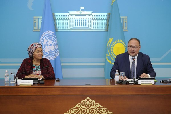 دیدار معاون وزیر خارجه قزاقستان و معاون دبیرکل سازمان ملل متحد