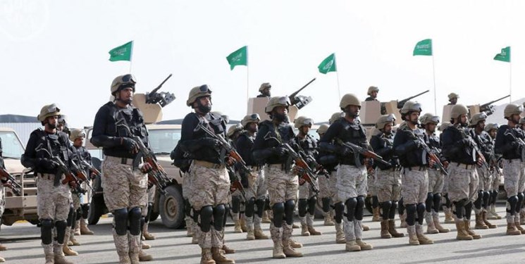 رزمایش نیروهای زمینی سعودی و فرانسه در شمال غربی عربستان