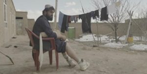 روایت رسانه چینی از زندگی یک معلم افغان زیر بمباران هوایی آمریکا