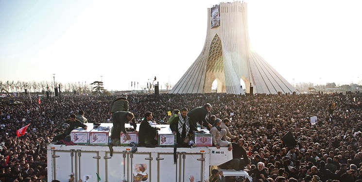 سعید حدادیان: سازندگان «عنکبوت مقدس» عاقبت سلمان رشدی را مرور کنند/ توهین به امام رضا(ع) جای مداهنه ندارد