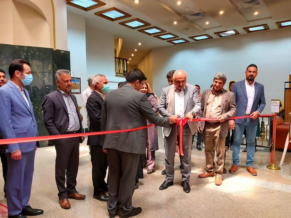 نمایش سرپنجه‌های سرشار از عشق هنرمندان کرمانی در نمایشگاه صنایع دستی