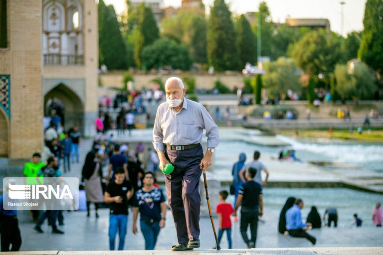 عوارض اختلال بلع در دوران سالمندی را چگونه مهار کنیم؟