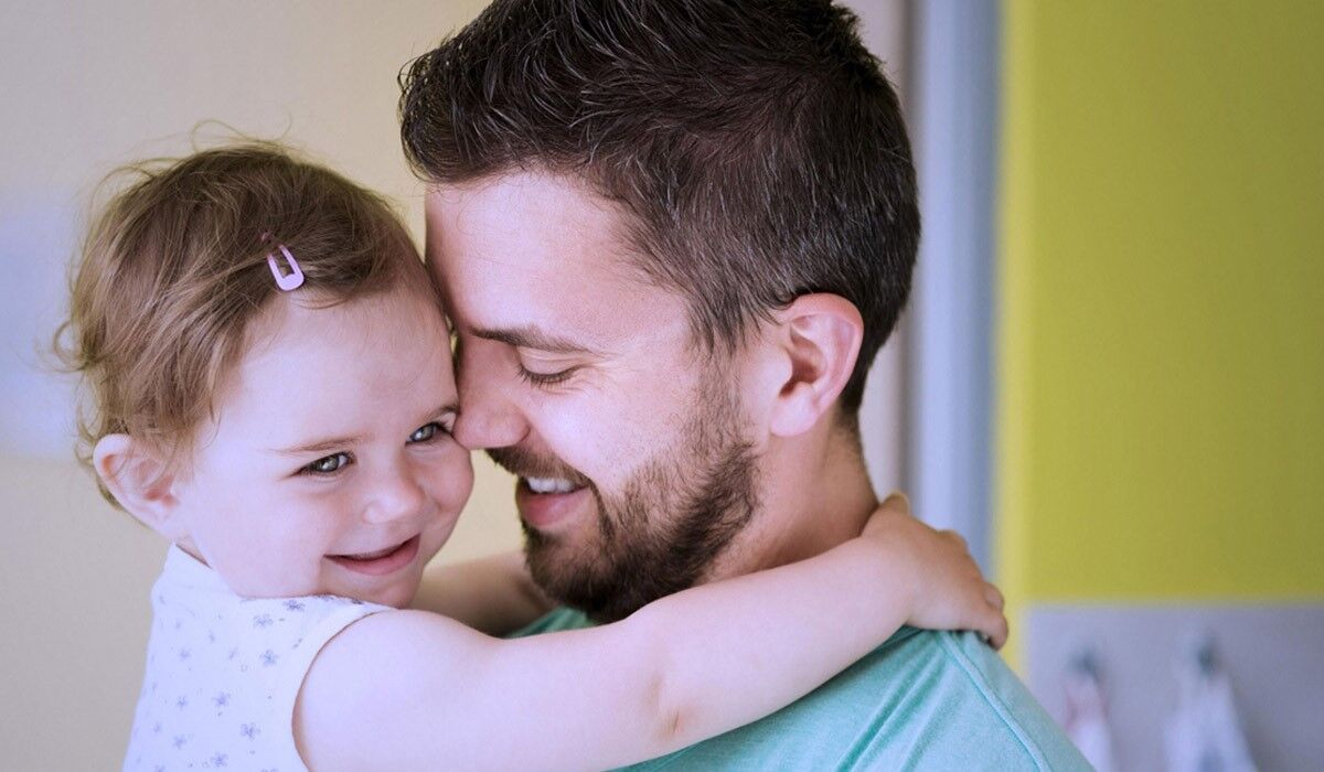 واکنش مغز پدرها به فرزندان دختر متفاوت از فرزندان پسر است