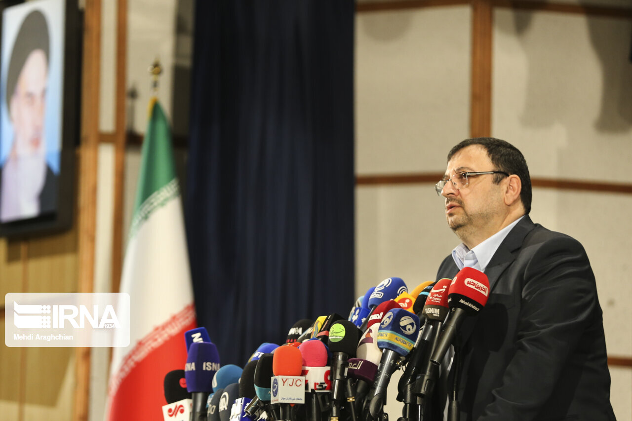 ۶۰ درصد جامعه اخبار کرونا را از رسانههای داخلی دنبال میکنند