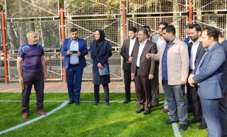 احداث زمین چمن مصنوعی ورزشی برای بانوان تهرانی در مناطق مختلف در دستور کار قرار دارد