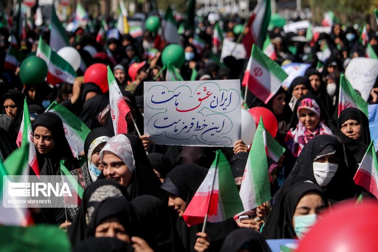 تجمع اساتید و مدافعان سلامت در گرامیداشت شهدای شاهچراغ و تجدید بیعت با انقلاب