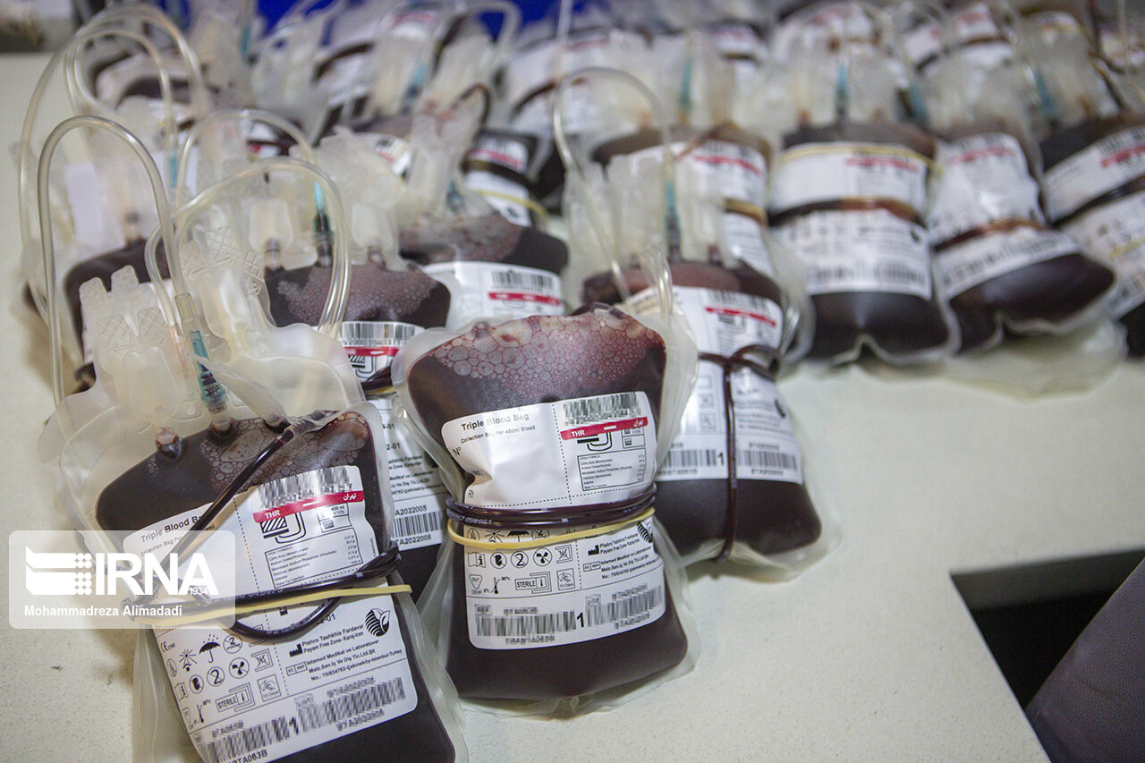 هیچگونه کمبود ذخیره خون در کشور نداریم