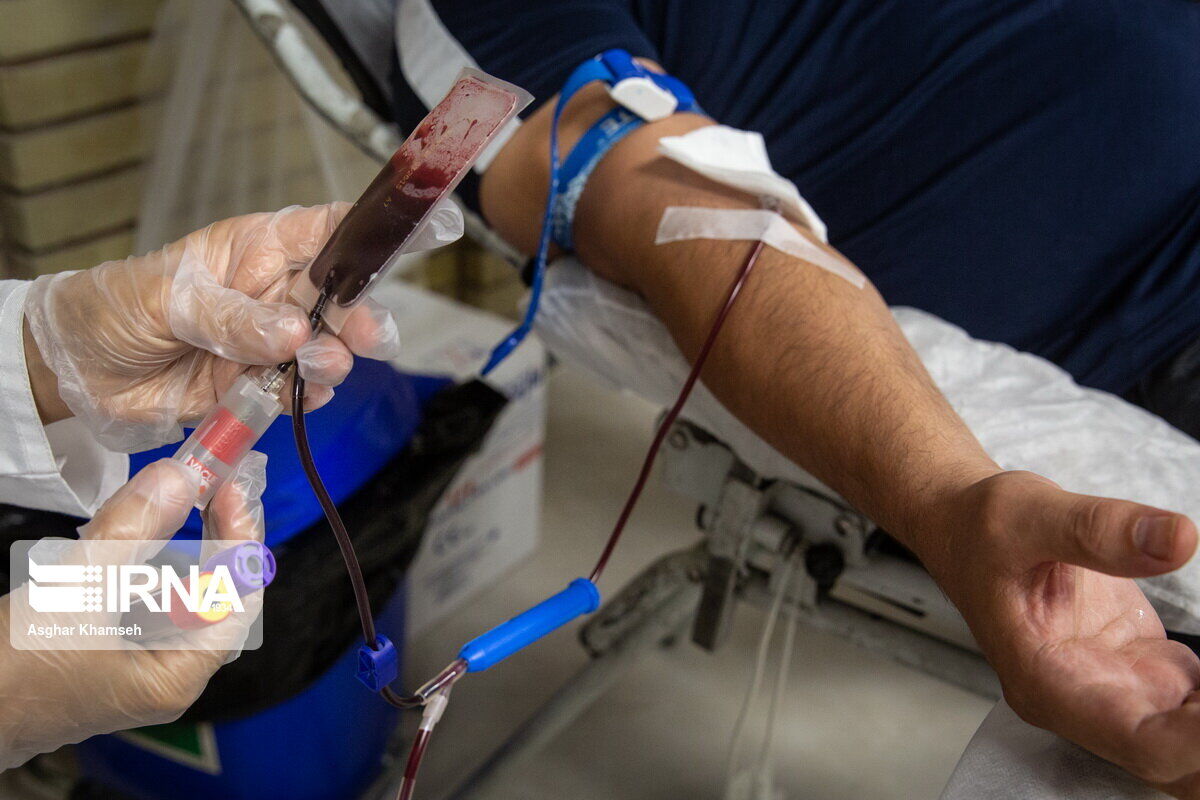 سرمای هوا، بازار اهدای خون در قم را کساد کرد