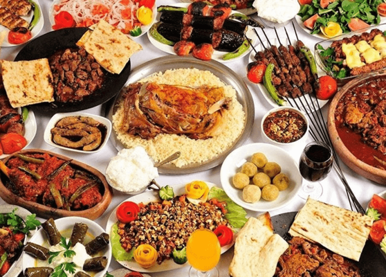 تجربه غذاهای محلی در رستوران های محلی استانبول