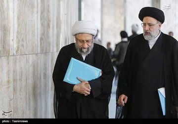 انتقاد آملی‌لاریجانی از نقش رئیسی در رد طرح «شفافیت» در مجمع تشخیص مصلحت