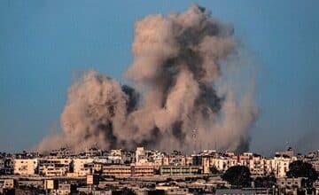 آتش سنگین روی شمال اردوگاه النصیرات غزه/ نبرد سنگین مبارزان