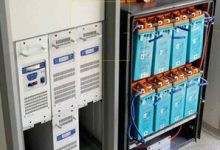 بهینه‌سازی مصرف انرژی و پایداری ارتباطات در سایت‌های مخابرات استان سمنان با نصب باتری‌های پشتیبان