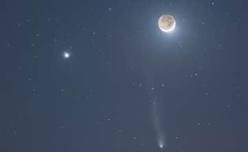 تصویر روز ناسا: ملاقات دنباله‌دار، ماه، مشتری و اورانوس!