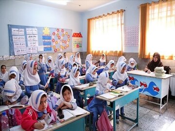 تغییر تقویم آموزشی مدارس/ امسال مدارس از شهریور باز میشوند؟
