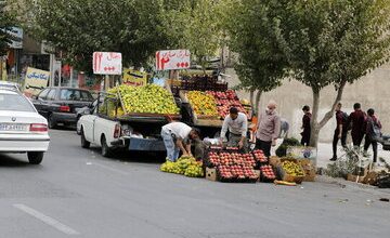 قیمت انواع میوه اعلام شد/ هر کارتن آناناس، یک میلیون تومان