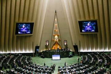 آخرین نطق نماینده تهران: آردهایم را ریخته و الکم را آویختهام /نماینده سراوان: انسداد مرز بدون ساماندهی حرکتی کاملا ضد امنیتی است