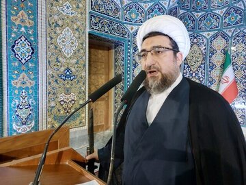 اولین خطبه جانشین آیت الله آل هاشم در نماز جمعه تبریز /امام جمعه شیراز: در انتخابات آتی ریاست جمهوری یک انتخاب خوب داشته باشیم