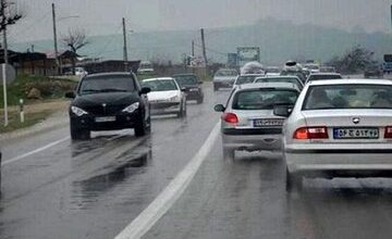 بارش باران و مه گرفتگی در جاده‌های این ۱۲ استان