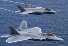 در داگ‌فایت جنگنده‌های رادارگریز F-۲۲ و F-۳۵ کدام برنده می‌شود؟