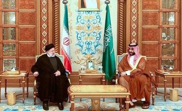 محمد بن سلمان به ایران می آید؟ /دعوت ولیعهد عربستان از مخبر برای سفر به عربستان