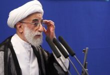 عکس جالب از جوانی آیت الله جنتی و حضور در جنگ بوسنی