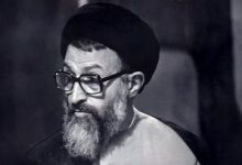 عکسی از روزگار جوانی رهبر انقلاب در کنار شهید بهشتی