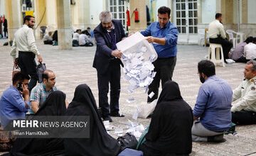 اعلام رسمی/ اختلاف حدود ۶۰۰ هزار رایی میان پزشکیان و جلیلی در چهارمین مرحله از اعلام نتایج آرا