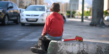 بازگرداندن حدود ۱۰۰۰ کودک کار افغانستانی از ایران به کشورشان