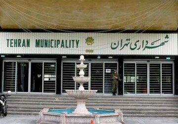 آقایان توان جمع کردن زبالههای شهر را ندارند چه برسد به خرید واگن برای تهران/ زمانه چرخید مشکلات تحریمها به خودشان رسید