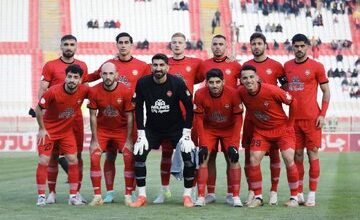 آمار لیگ ایران می‌گوید؛ قهرمان نیم فصل، قهرمان پایان فصل خواهد بود!