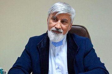قیمت دلار را مافیا جابجا میکند/ مذاکره مستقیم با آمریکا بستگی به نظرات رهبر انقلاب دارد/ رفع تحریمها به مذاکره نیاز ندارد
