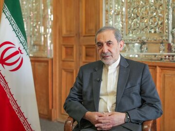 اولین واکنش ولایتی به مذاکرات ایران و آمریکا