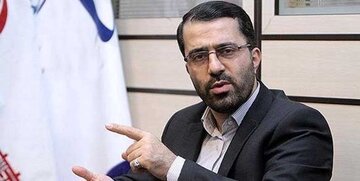انتقاد سخنگوی هیئت رئیسه مجلس از عدم معرفی وزیر اقتصاد توسط دولت/ سه ماه فرصت بود که وزیر پیشنهادی معرفی شود/ تأخیر در معرفی تبعات منفی دارد