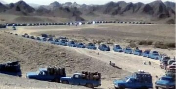 این همه کالا در روز روشن جلوی چشم مسئولان صادر و وارد می شود، اسمش را می گذارید قاچاق؟/ شتر را بالای مناره پنهان می کنید؟